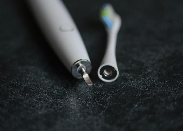 怎么樣使用小米電動(dòng)牙刷？小米電動(dòng)牙刷使用正確方法分享