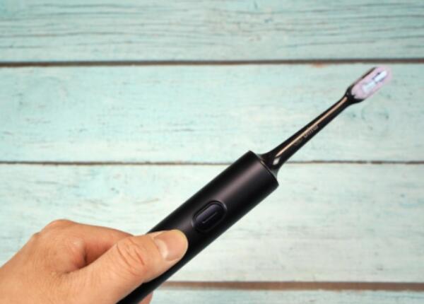 使用電動牙刷手抖怎么辦？解決刷牙手抖的幾大措施